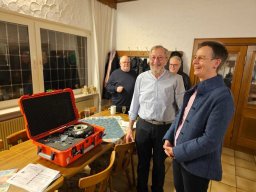 Veranstaltungen &raquo; Übergabe Warnanlage an die Kreisverwaltung &raquo; Übergabe-Warnanlage